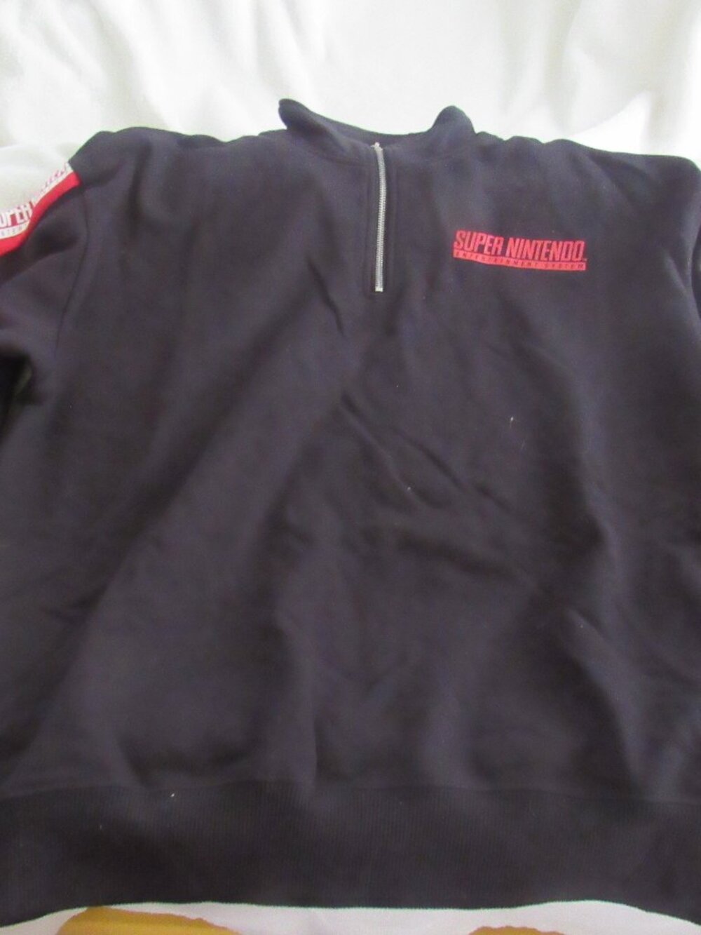 Super Nintendo Black Sweatshirt Size Small
